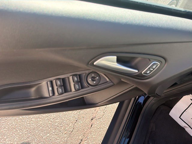 Used 2018 Ford Focus SE FWD image 20