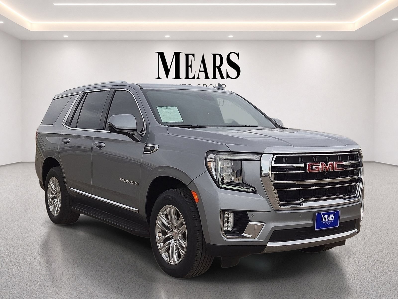 Used 2023 GMC Yukon SLT w/ SLT Luxury Package RWD image 7