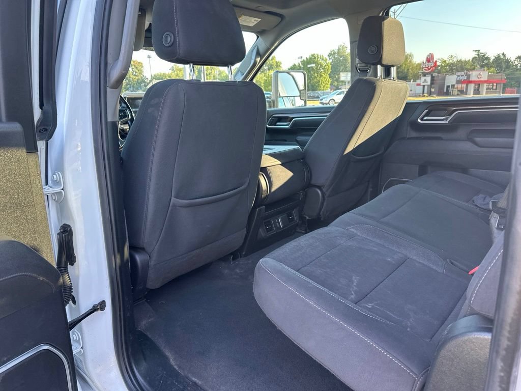 Used 2025 Chevrolet Silverado 2500 LT AWD/4WD image 19