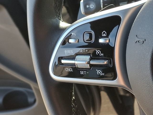 Used 2022 Mercedes-Benz GLC 300 image 21