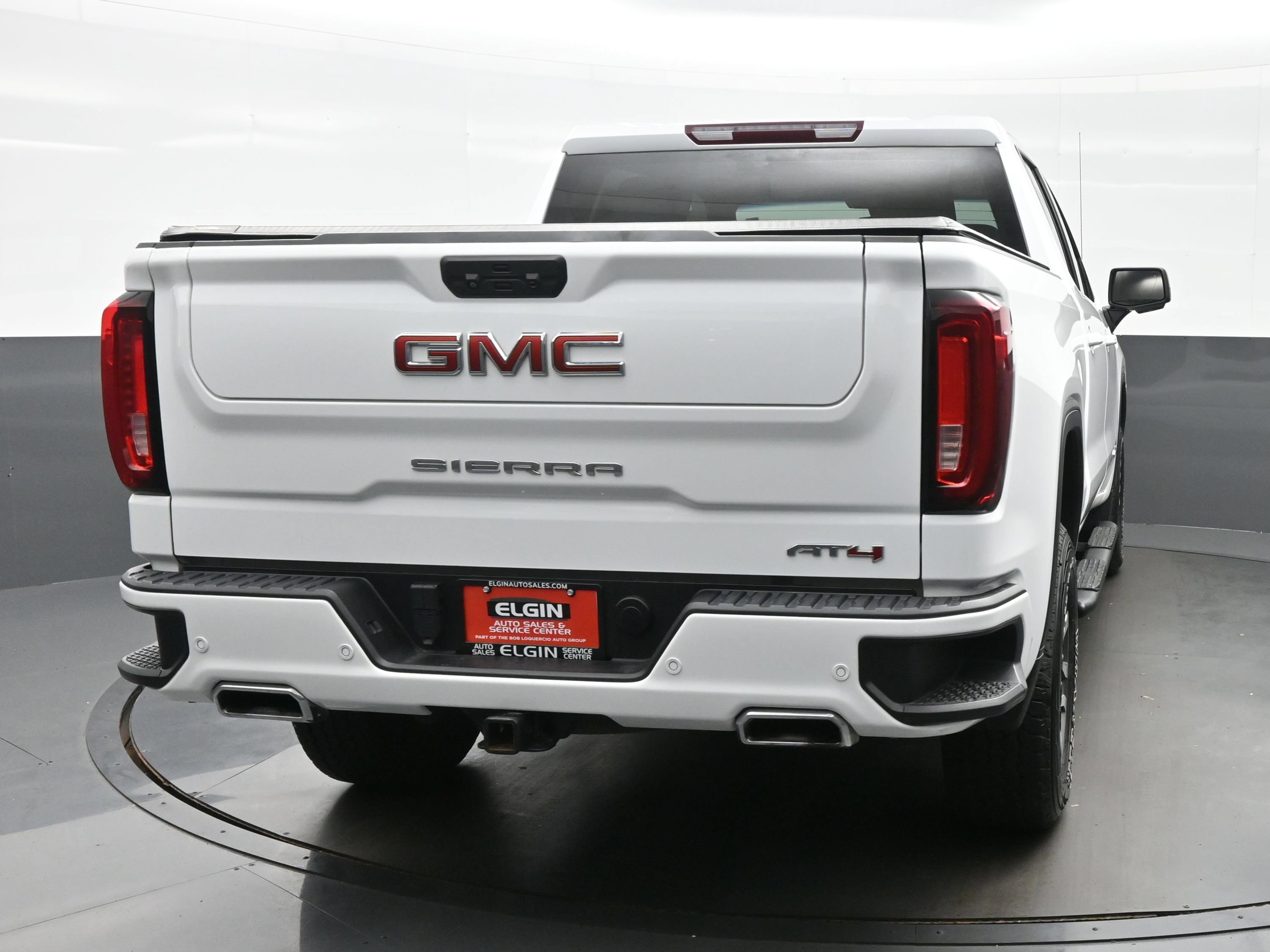 Used 2023 GMC Sierra 1500 AT4 AWD/4WD image 5