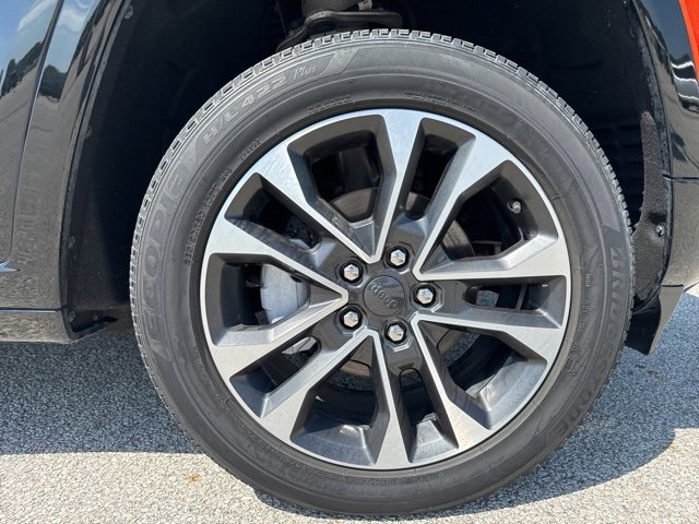 Used 2022 Jeep Grand Cherokee Overland w/ Luxury Tech Group IV image 10