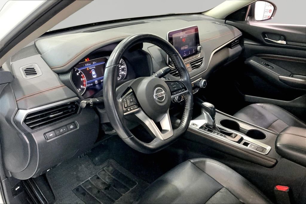 Used 2020 Nissan Altima 2.5 SR AWD/4WD image 12