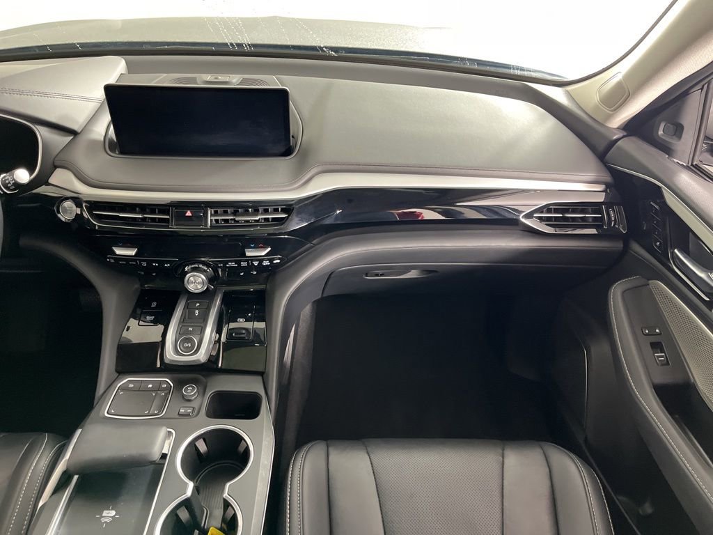 Used 2023 Acura MDX SH-AWD w/ Technology Package image 16