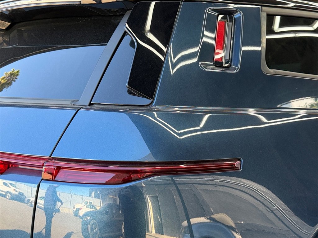 Used 2023 Fisker Ocean Ultra image 18