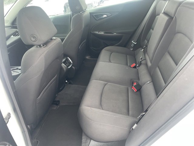 Used 2022 Chevrolet Malibu LT image 9