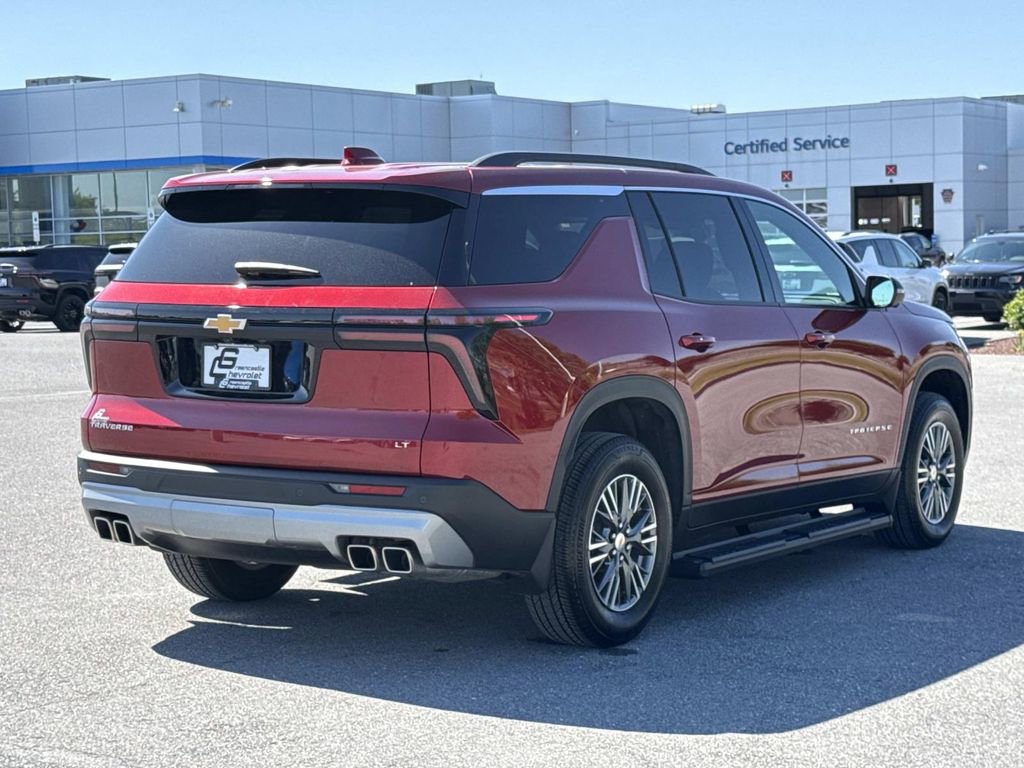 Used 2024 Chevrolet Traverse LT w/ LPO, Floor Liner Package FWD image 25