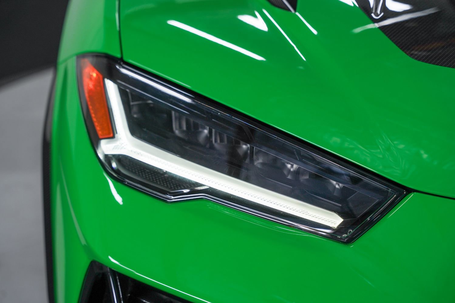 Used 2023 Lamborghini Urus Performante image 12