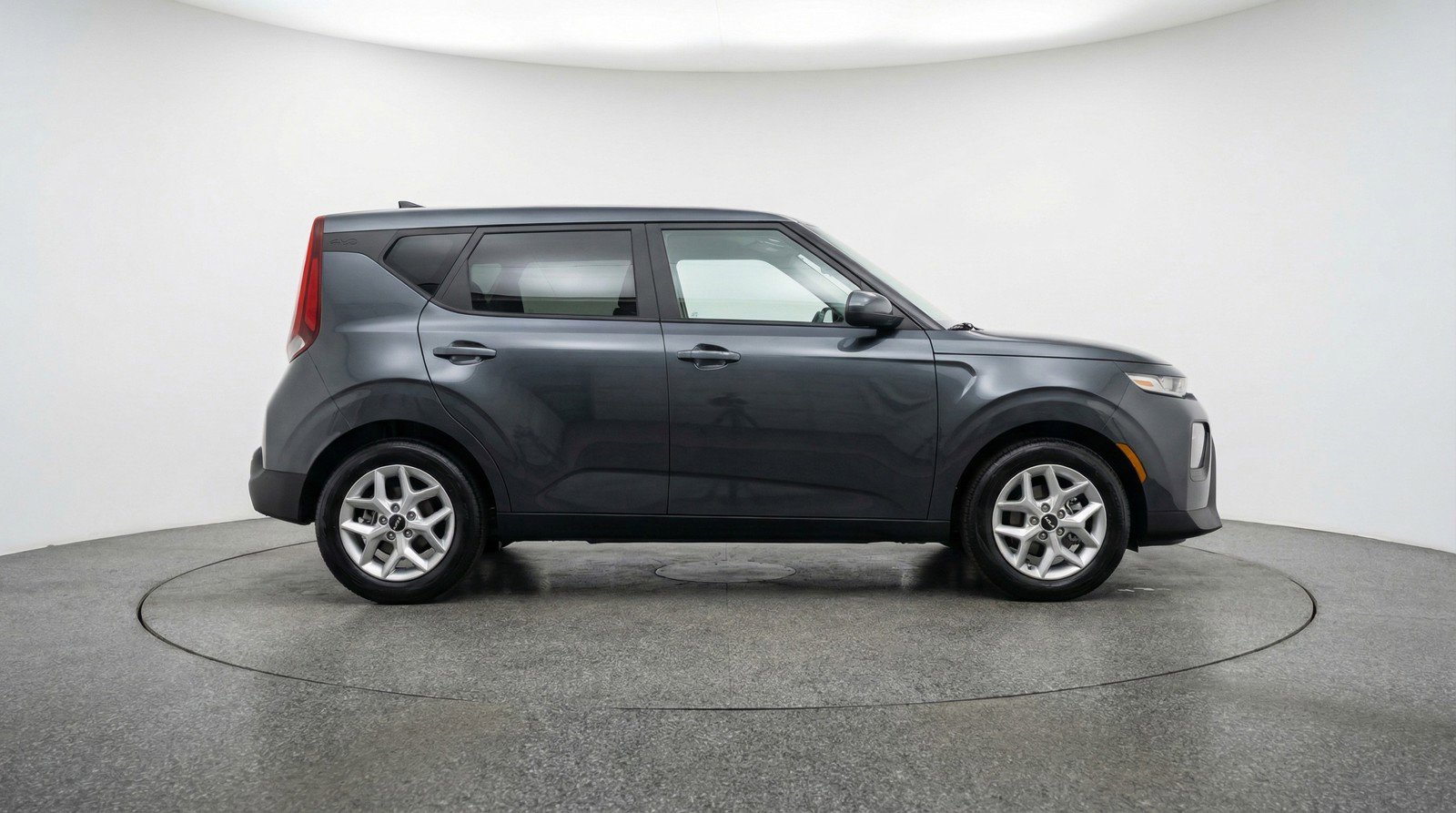 Used 2025 Kia Soul LX w/ LX Technology Package image 11