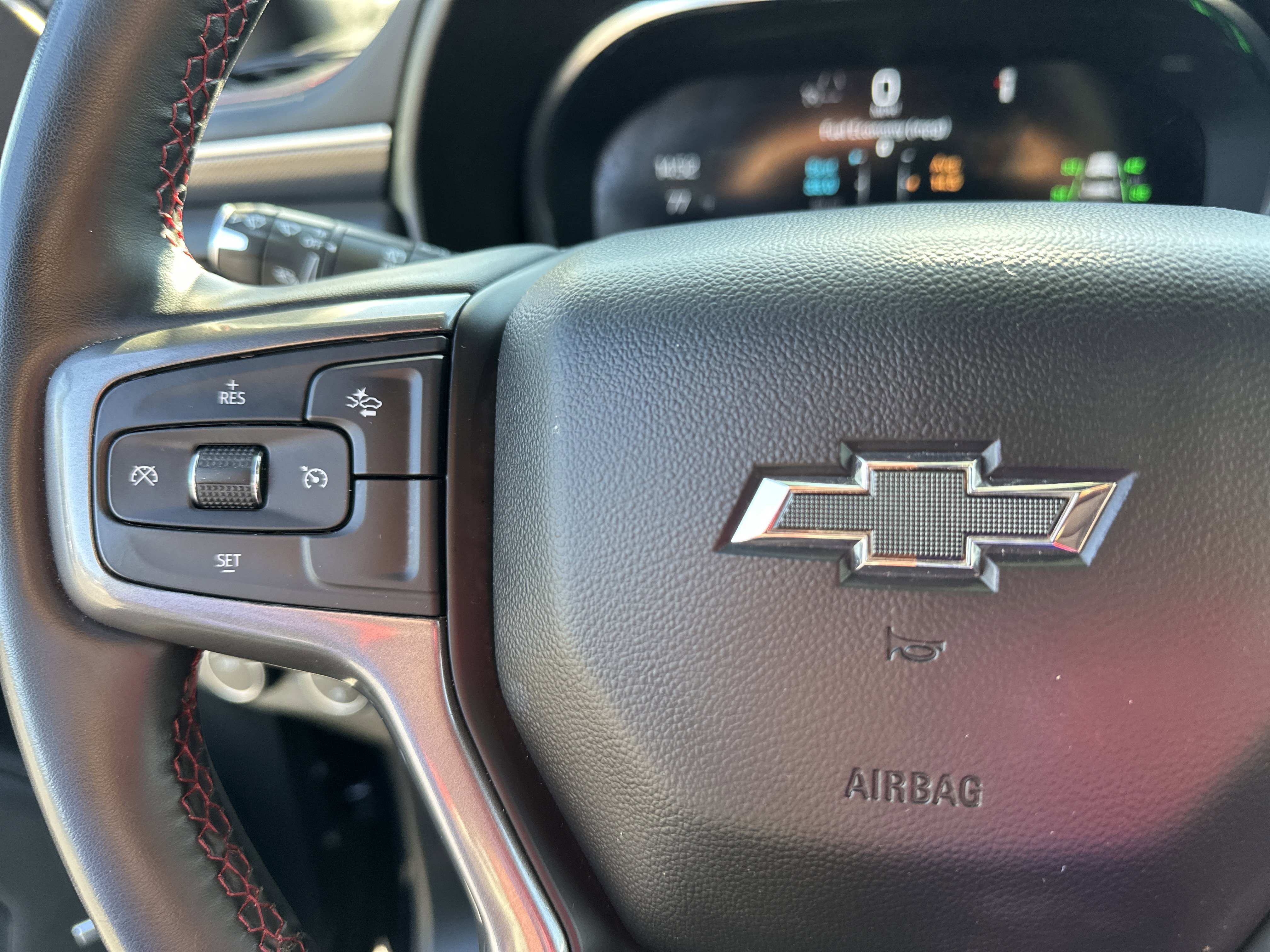 Certified 2024 Chevrolet Suburban RST image 26