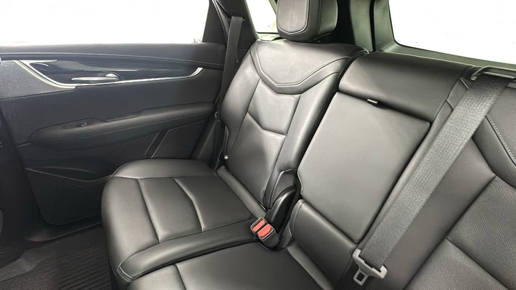 Used 2022 Cadillac XT5 Premium Luxury w/ LPO, Floor Liner Package image 14