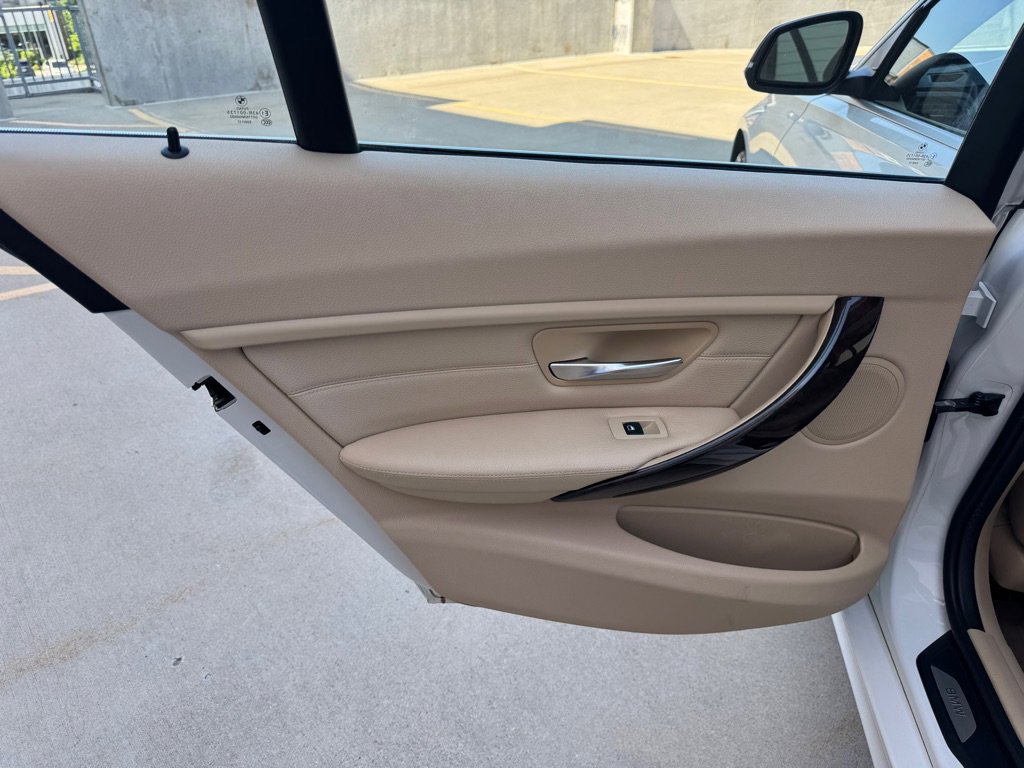 Used 2015 BMW 328i xDrive Wagon image 22