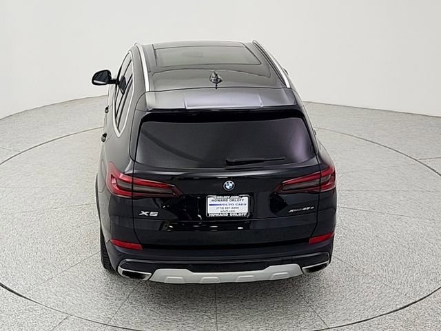 Used 2023 BMW X5 xDrive45e w/ Parking Assistance Package AWD/4WD image 36