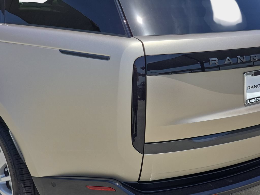 New 2026 Land Rover Range Rover SE AWD/4WD image 36