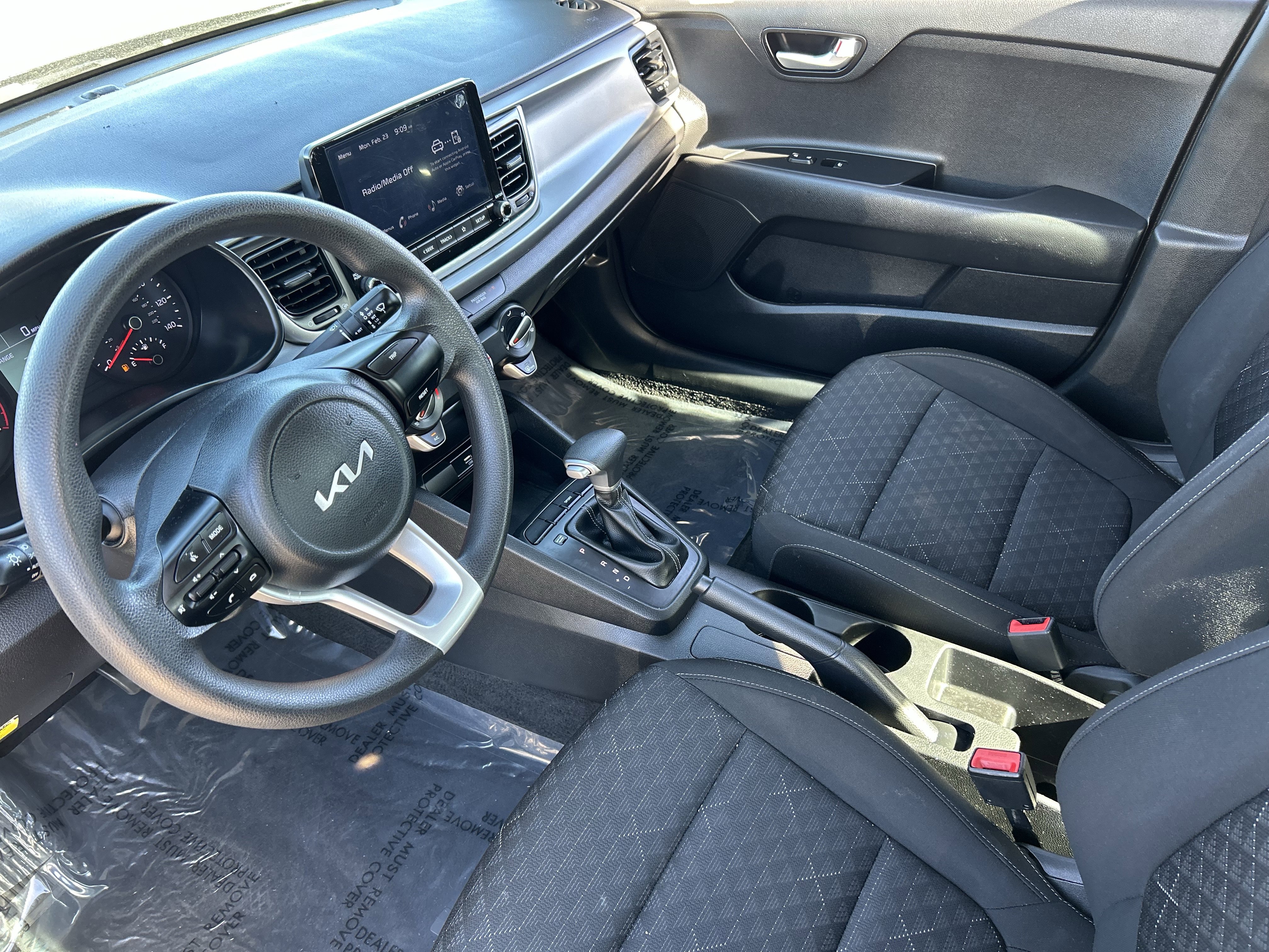 Certified 2023 Kia Rio LX image 17