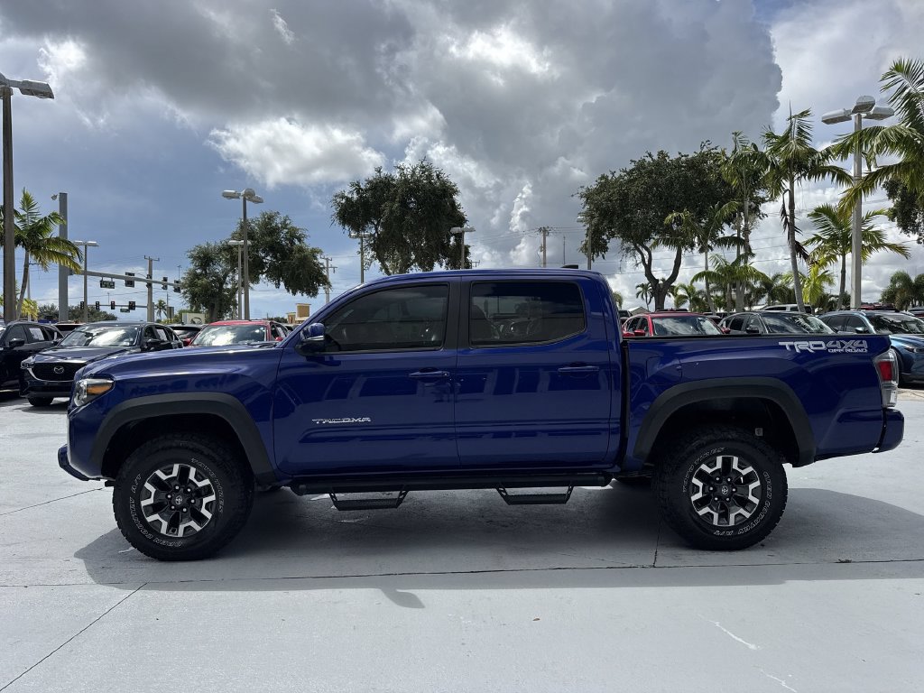 Used 2023 Toyota Tacoma TRD Off-Road w/ TRD Premium Off Road Package AWD/4WD image 27