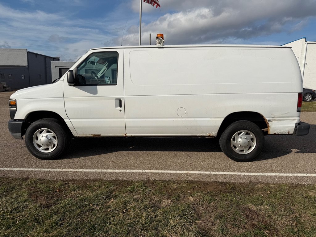 Used 2011 Ford E-250 and Econoline 250 w/ PWR Group RWD image 8