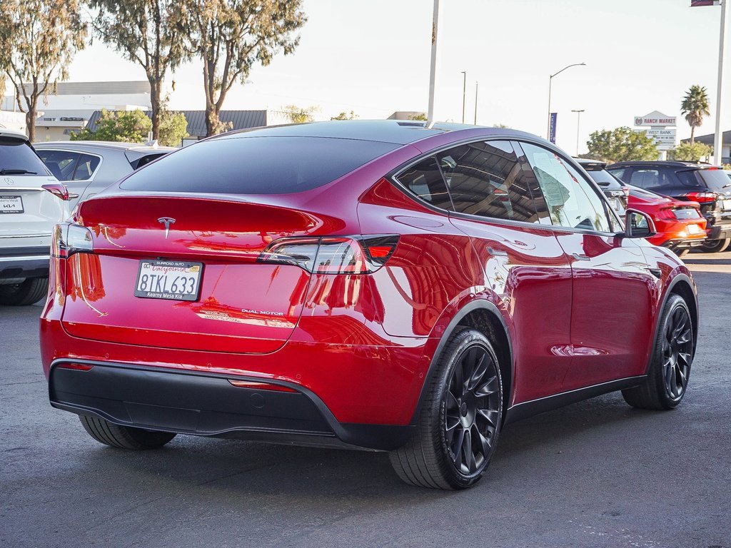 Used 2021 Tesla Model Y Long Range image 6