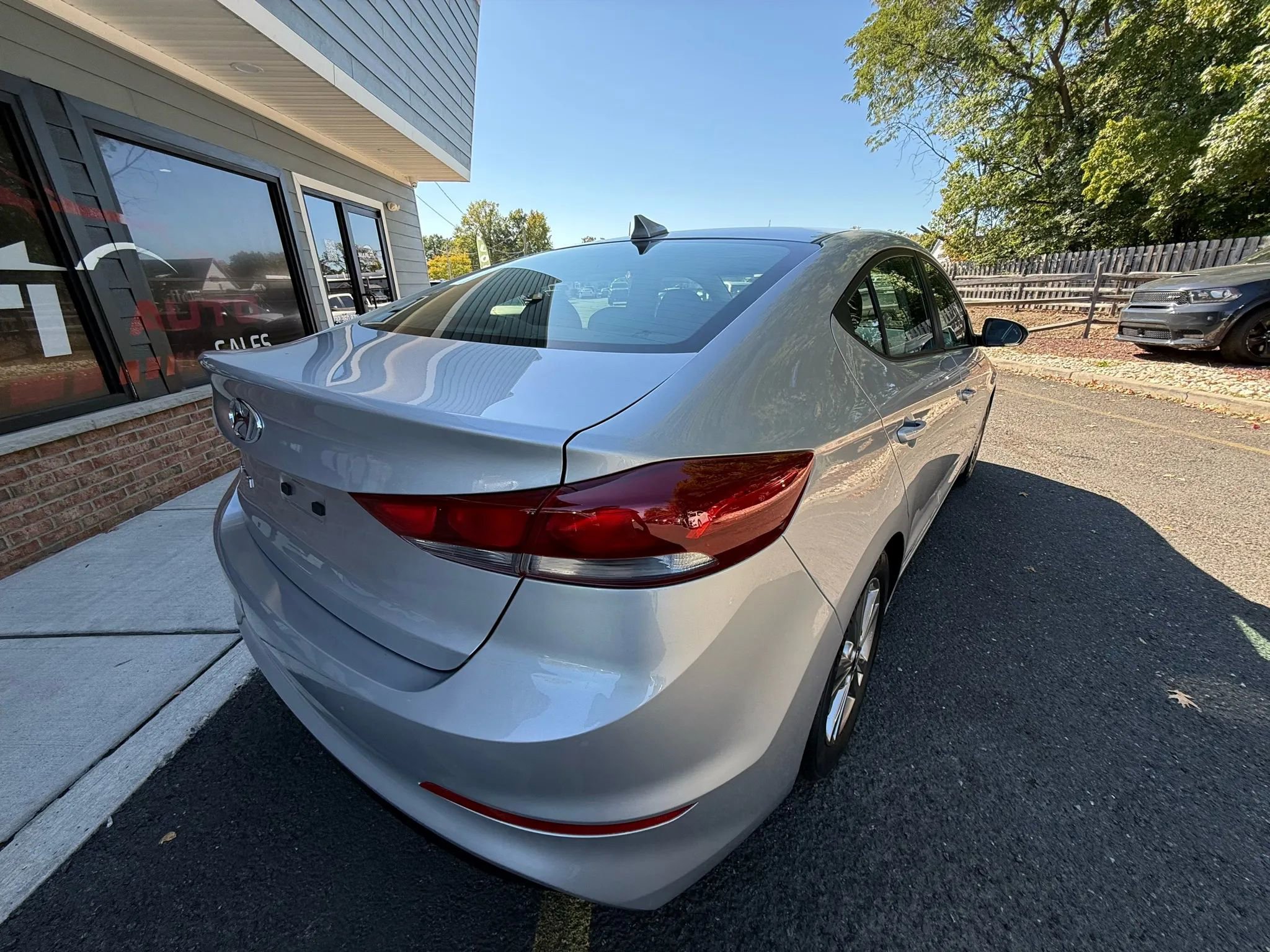 Used 2017 Hyundai Elantra Value Edition w/ Cargo Package image 6