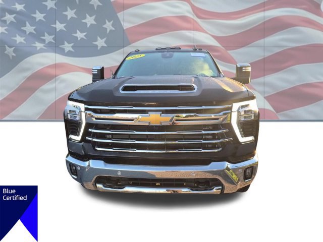 Used 2025 Chevrolet Silverado 2500 LTZ w/ LTZ Plus Package AWD/4WD image 8