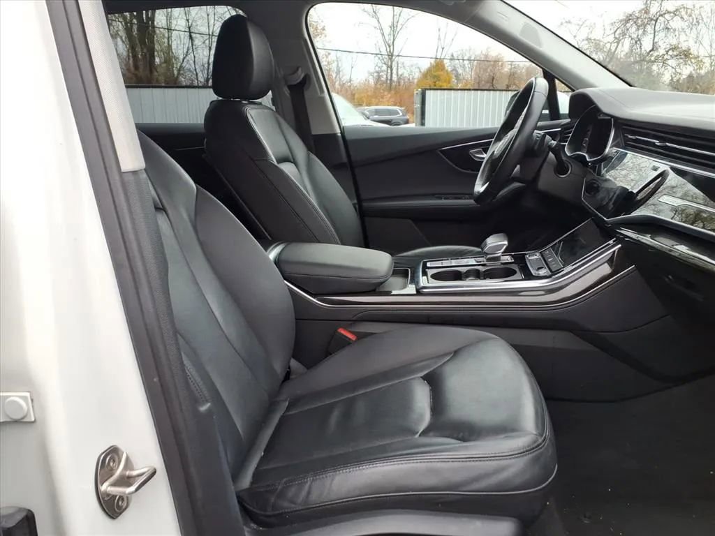 Used 2023 Audi Q7 3.0T Premium Plus image 13