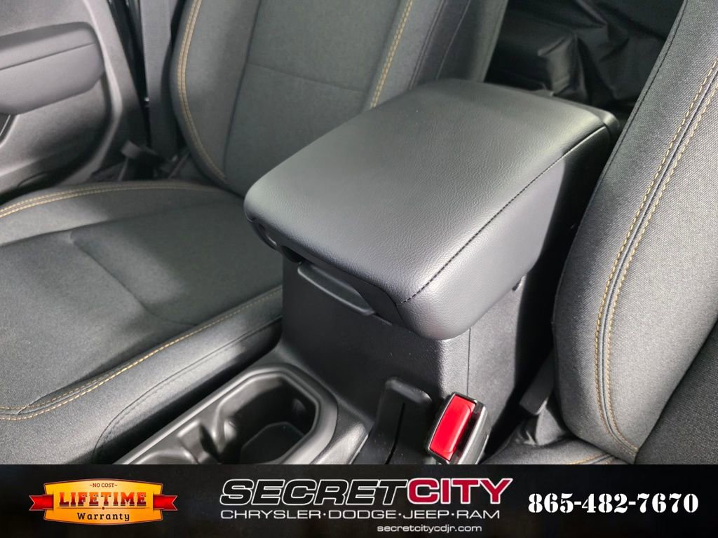 New 2025 Jeep Gladiator Sport image 26