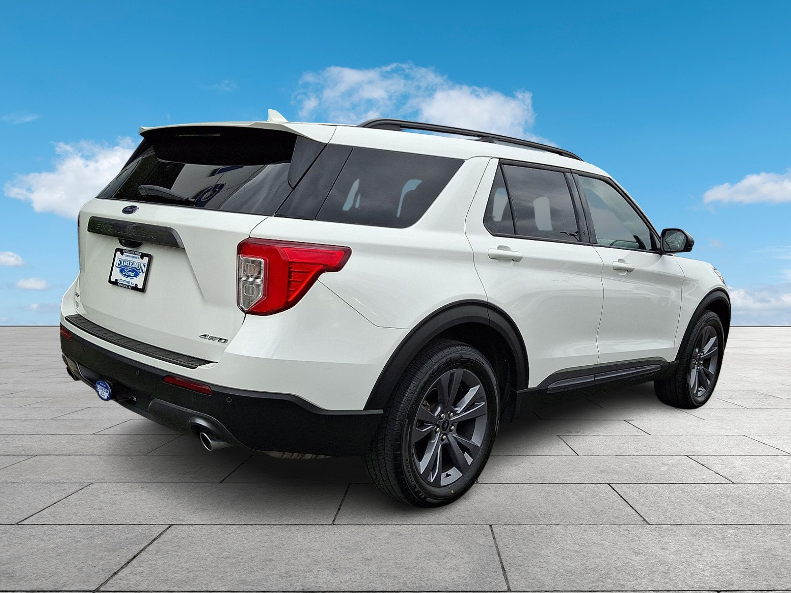 Certified 2023 Ford Explorer XLT w/ Equipment Group 202A AWD/4WD image 6
