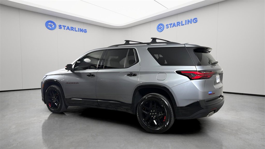 Used 2023 Chevrolet Traverse Premier w/ Redline Edition image 5