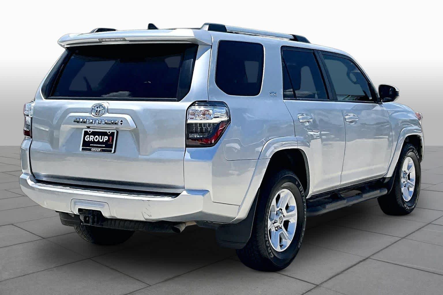 Used 2022 Toyota 4Runner SR5 RWD image 12