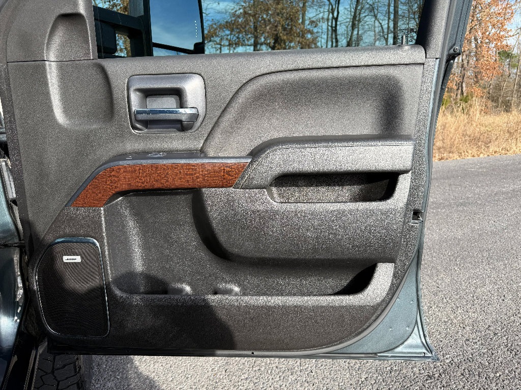 Used 2019 GMC Sierra 2500 SLT image 30