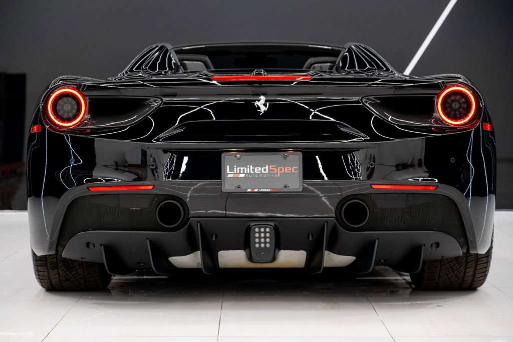 Used 2019 Ferrari 488 Spider image 15