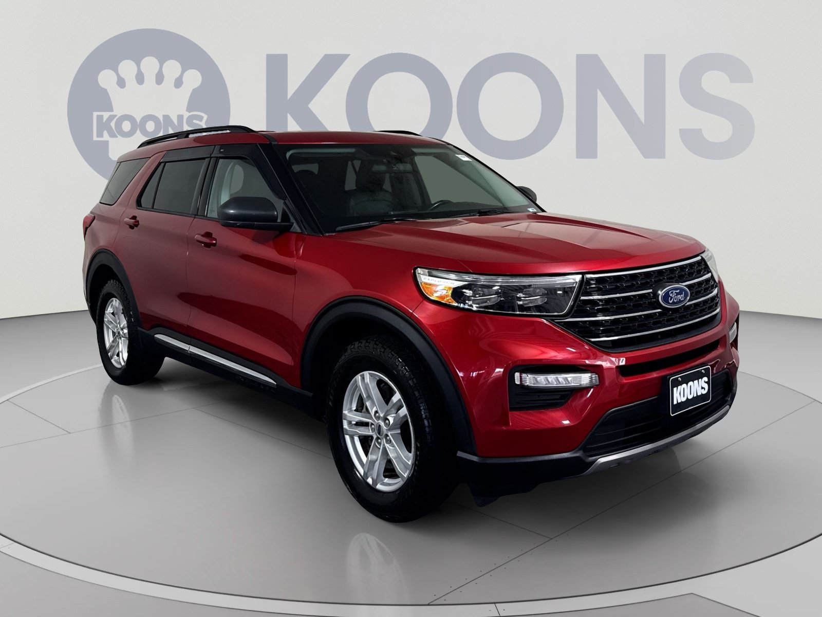 Used 2020 Ford Explorer XLT w/ Equipment Group 202A AWD/4WD image 10