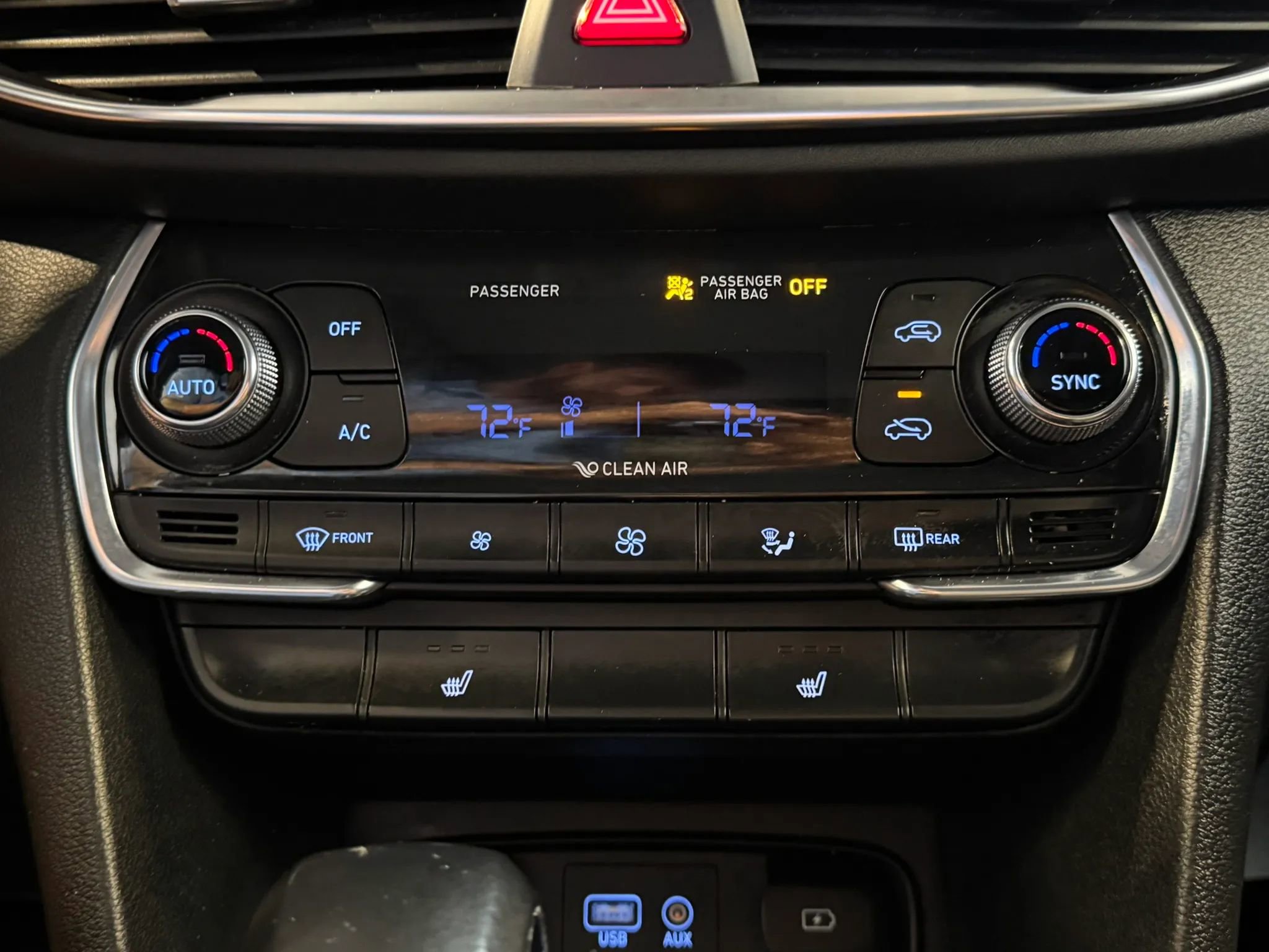 Used 2019 Hyundai Santa Fe Limited AWD/4WD image 17