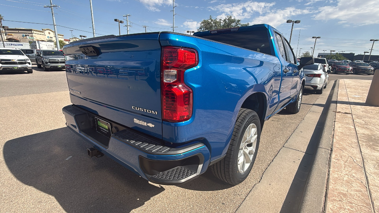 Used 2024 Chevrolet Silverado 1500 Custom RWD image 8