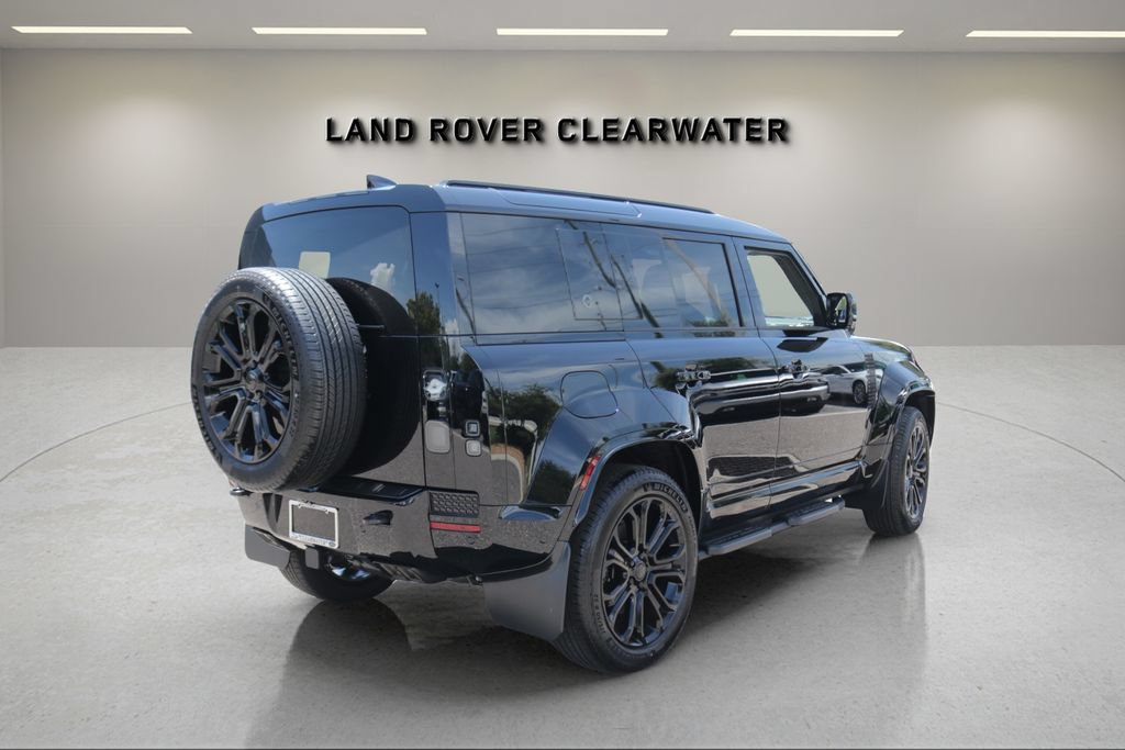 New 2026 Land Rover Defender 110 OCTA AWD/4WD image 5