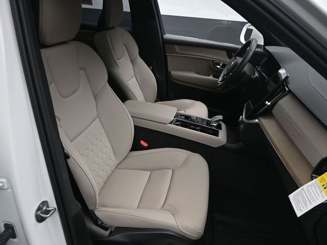 Used 2026 Volvo XC90 B6 Plus w/ Protection Package Premier AWD/4WD image 31