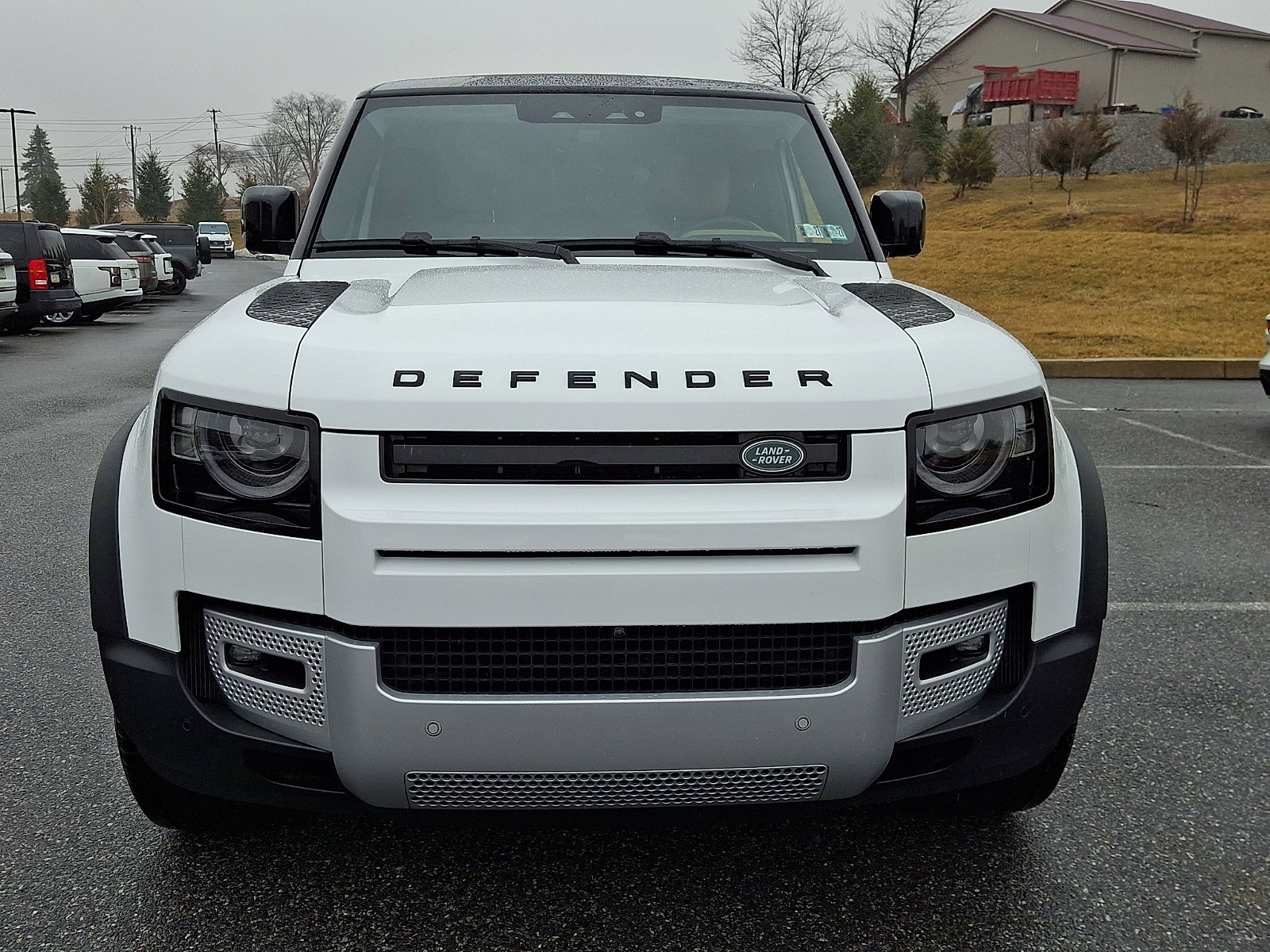 Used 2025 Land Rover Defender 130 S image 6