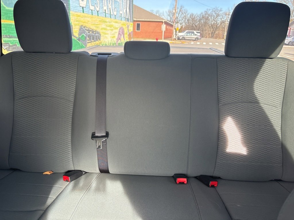 Used 2017 RAM 2500 Tradesman w/ Chrome Appearance Group image 17