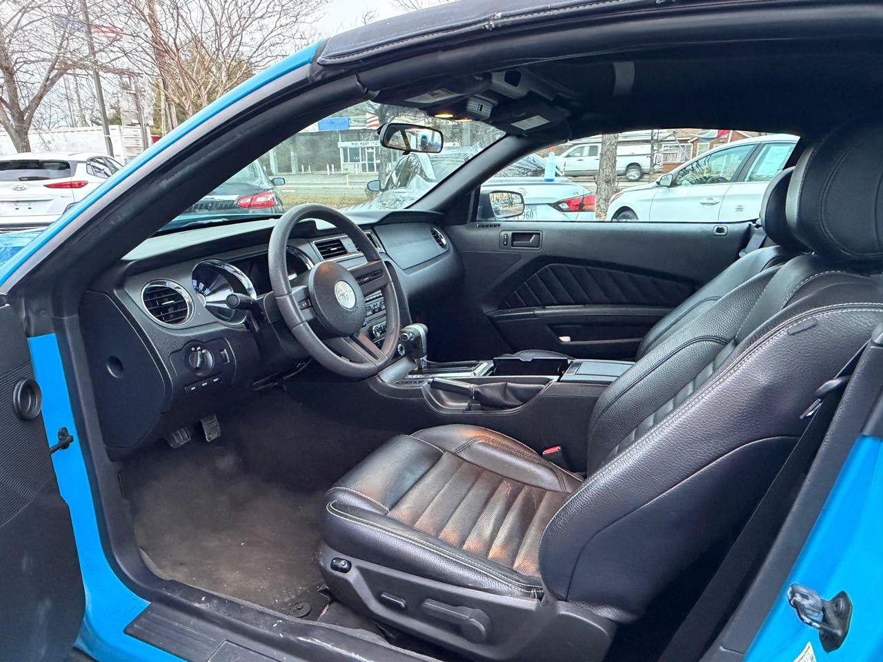 Used 2012 Ford Mustang V6 Convertible RWD image 14