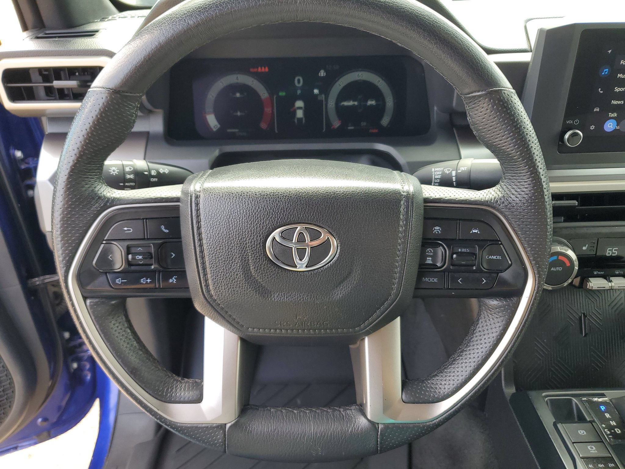 Used 2025 Toyota Tacoma TRD Off-Road AWD/4WD image 18