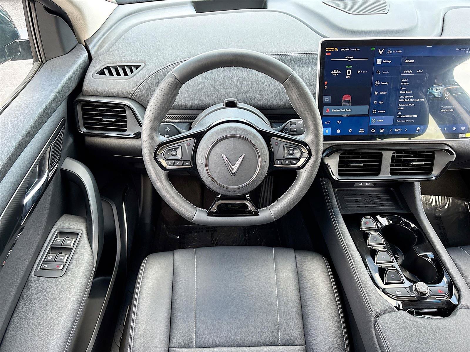 New 2025 VinFast VF 8 Eco AWD/4WD image 21