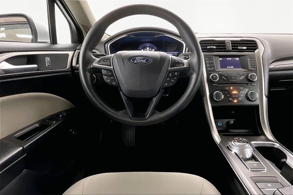Used 2018 Ford Fusion S image 8