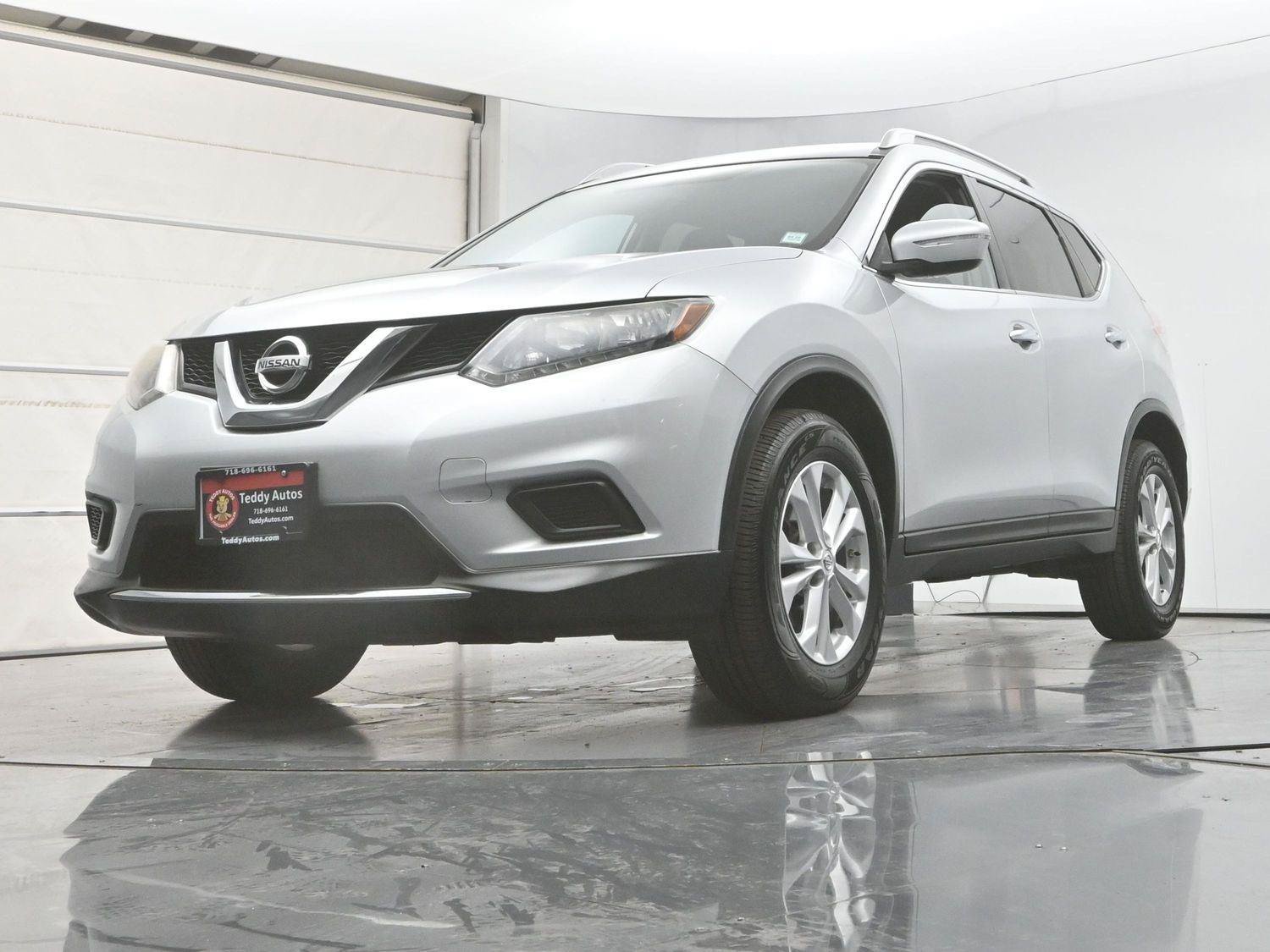 Used 2015 Nissan Rogue SV AWD/4WD image 28