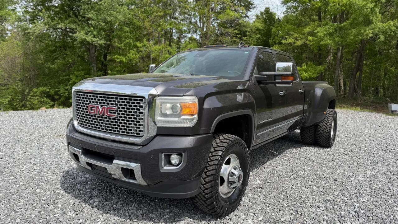 Used 2016 GMC Sierra 3500 Denali w/ Duramax Plus Package AWD/4WD image 3
