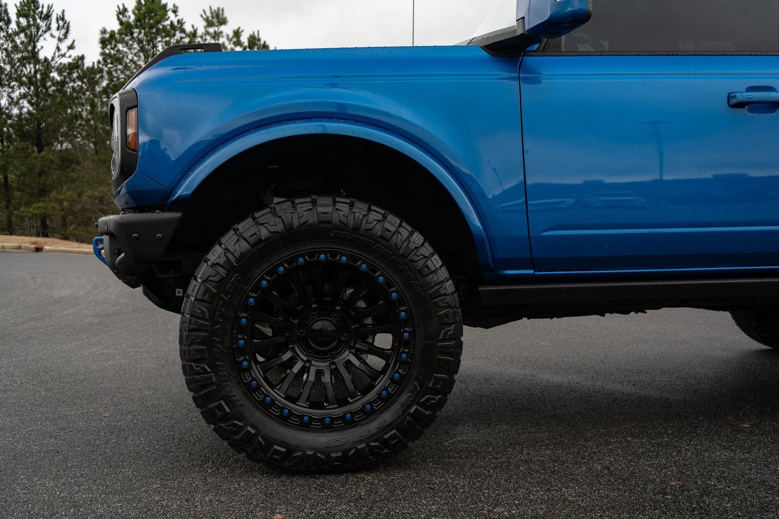 Used 2024 Ford Bronco Badlands image 14