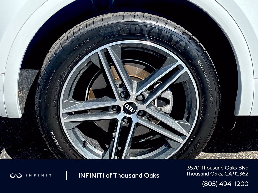 Used 2021 Audi Q5 e Premium AWD/4WD image 34