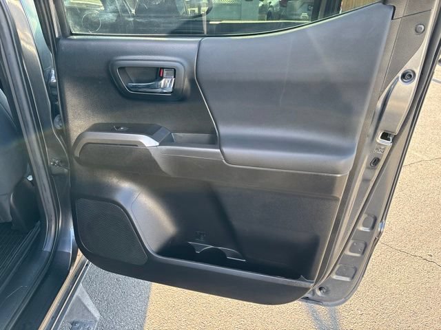 Used 2023 Toyota Tacoma TRD Off-Road AWD/4WD image 20