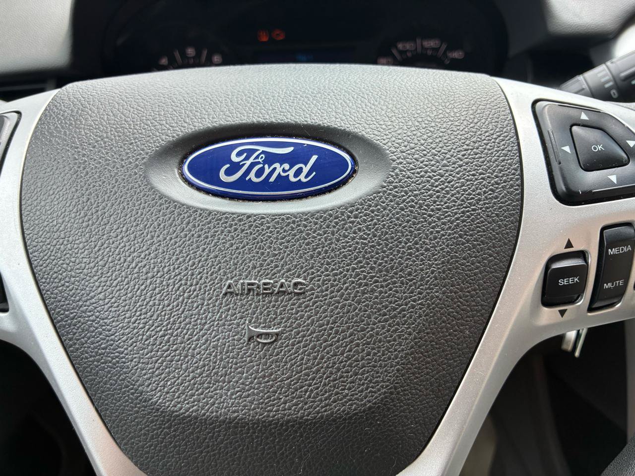 Used 2011 Ford Edge SE w/ 101A Rapid Spec Order Code FWD image 19