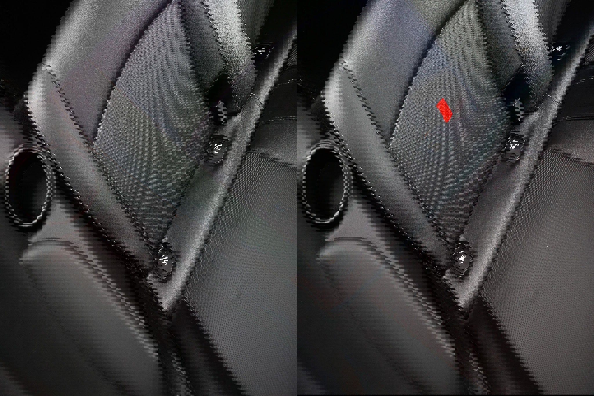 Used 2015 MINI Cooper 2-Door Hardtop image 13