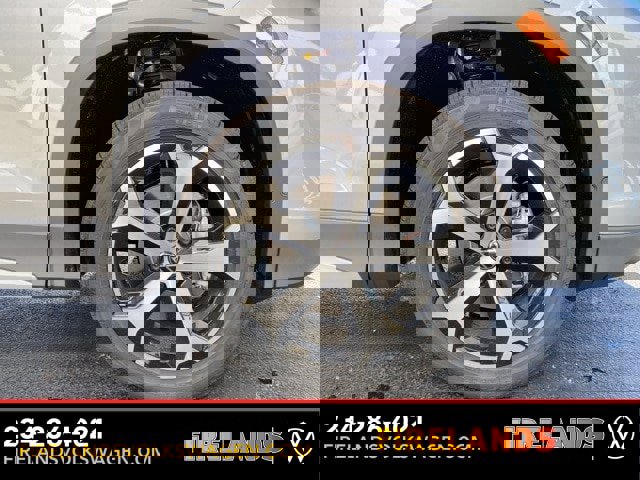 New 2025 Volkswagen Tiguan SE image 20